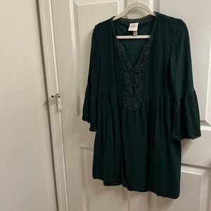 Knox Rose Dark Green Boho Tunic Dress with Lace Trim